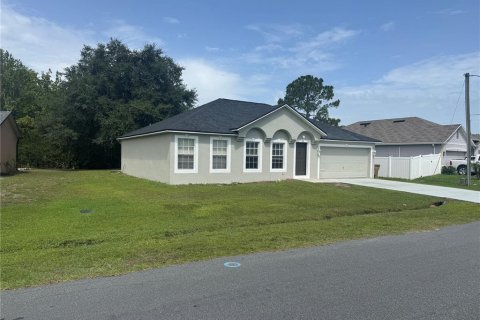 House in Kissimmee, Florida 4 bedrooms, 193.98 sq.m. № 2220571 - photo 3