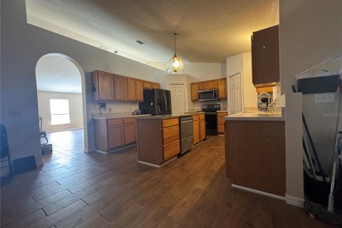 House in Kissimmee, Florida 4 bedrooms, 193.98 sq.m. № 2220571 - photo 16