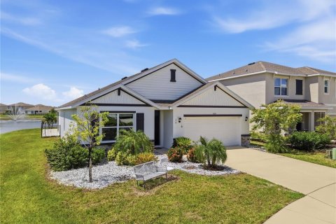 Casa en Bradenton, Florida 4 dormitorios, 169.83 m2 № 2353511