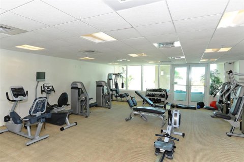 Condo in Sarasota, Florida, 2 bedrooms  № 1082615 - photo 25