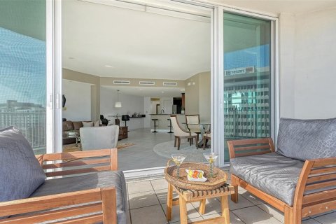 Condo in Sarasota, Florida, 2 bedrooms  № 1082615 - photo 7