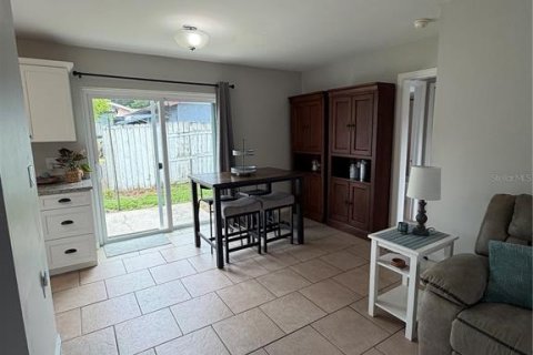 Villa ou maison à vendre à Dunedin, Floride: 2 chambres, 100.15 m2 № 2149118 - photo 7