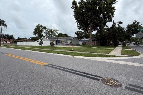 Villa ou maison à Dunedin, Floride 2 chambres, 100.15 m2 № 2149118