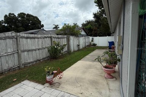 Villa ou maison à vendre à Dunedin, Floride: 2 chambres, 100.15 m2 № 2149118 - photo 24