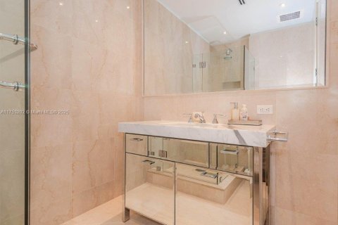 Copropriété à vendre à Sunny Isles Beach, Floride: 4 chambres, 309.92 m2 № 1861844 - photo 24
