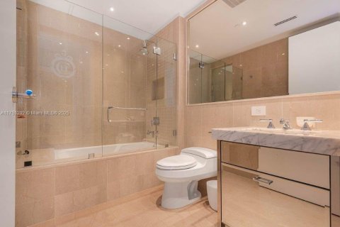 Copropriété à vendre à Sunny Isles Beach, Floride: 4 chambres, 309.92 m2 № 1861844 - photo 21