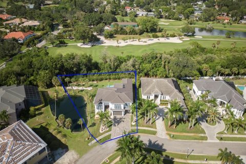 Casa en venta en Gulfport, Florida, 4 dormitorios, 362.6 m2 № 1735269 - foto 7