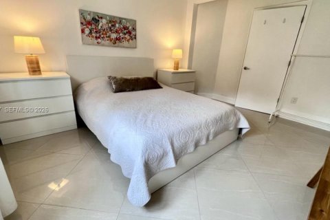 Copropriété à louer à Aventura, Floride: 3 chambres, 122.63 m2 № 2193955 - photo 18