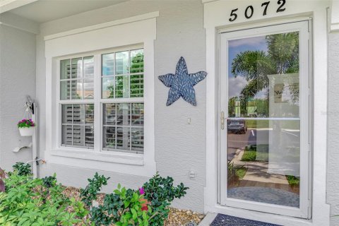 Townhouse in Bradenton, Florida 2 bedrooms, 111.48 sq.m. № 2120179