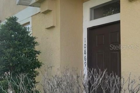 Adosado en alquiler en Orlando, Florida, 2 dormitorios, 113.25 m2 № 2387465 - foto 2
