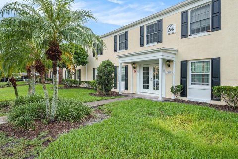 Copropriété à vendre à Tampa, Floride: 2 chambres, 77.76 m2 № 1909901 - photo 1