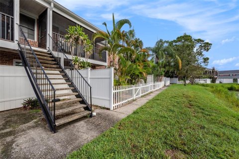 Copropriété à vendre à Tampa, Floride: 2 chambres, 77.76 m2 № 1909901 - photo 16
