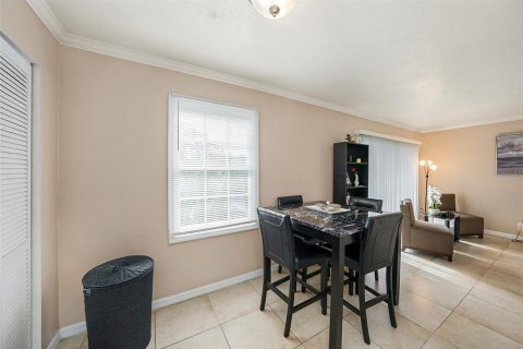 Copropriété à vendre à Tampa, Floride: 2 chambres, 77.76 m2 № 1909901 - photo 9