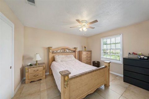 Copropriété à vendre à Tampa, Floride: 2 chambres, 77.76 m2 № 1909901 - photo 10