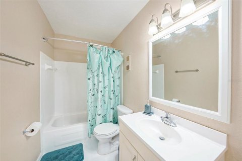 Copropriété à vendre à Tampa, Floride: 2 chambres, 77.76 m2 № 1909901 - photo 11