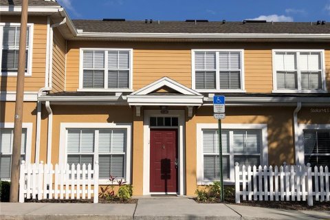 Adosado en alquiler en Kissimmee, Florida, 3 dormitorios, 120.4 m2 № 1782951 - foto 1