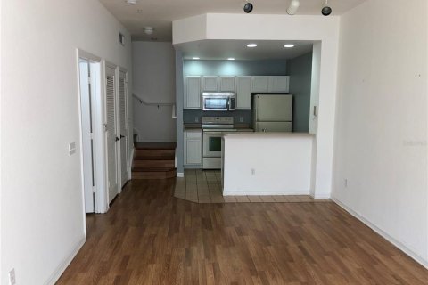 Adosado en alquiler en Kissimmee, Florida, 3 dormitorios, 120.4 m2 № 1782951 - foto 5