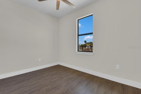 Casa en venta en Port Charlotte, Florida, 4 dormitorios, 187.01 m2 № 1831968 - foto 19