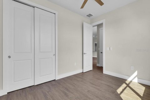Casa en venta en Port Charlotte, Florida, 4 dormitorios, 187.01 m2 № 1831968 - foto 25