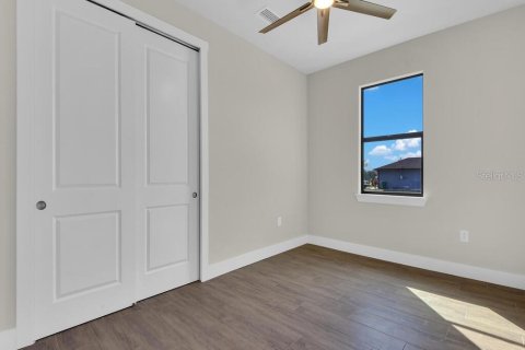 Casa en venta en Port Charlotte, Florida, 4 dormitorios, 187.01 m2 № 1831968 - foto 22