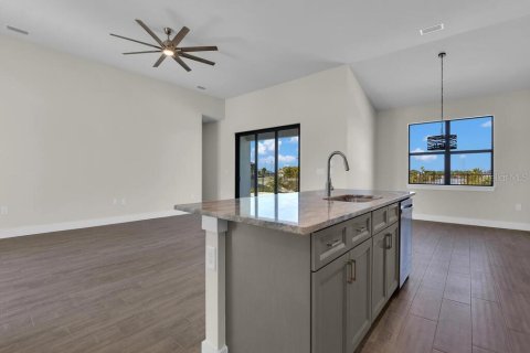 Casa en venta en Port Charlotte, Florida, 4 dormitorios, 187.01 m2 № 1831968 - foto 9