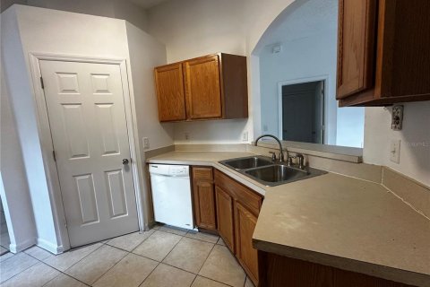 House in Palm Coast, Florida 4 bedrooms, 154.22 sq.m. № 2195240 - photo 6