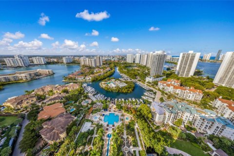 Condominio en venta en Aventura, Florida, 2 dormitorios, 162.58 m2 № 1927762 - foto 3