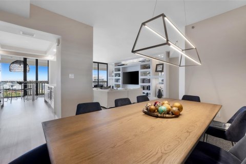 Condominio en venta en Aventura, Florida, 2 dormitorios, 162.58 m2 № 1927762 - foto 16