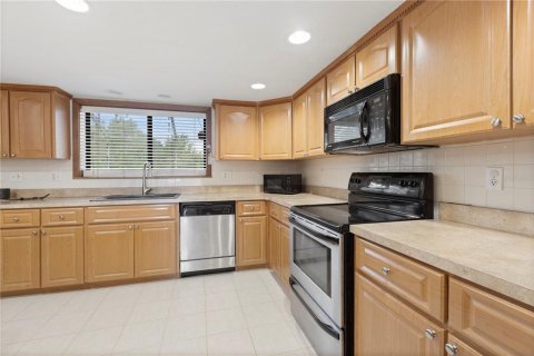 House in Spring Hill, Florida 3 bedrooms, 218.97 sq.m. № 1898588 - photo 23