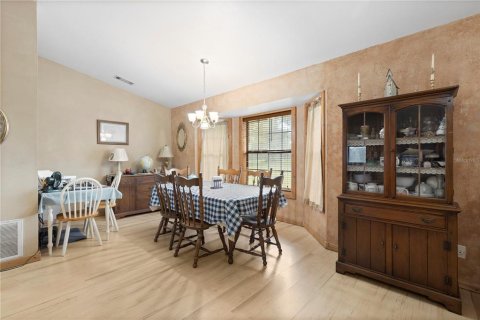 House in Spring Hill, Florida 3 bedrooms, 218.97 sq.m. № 1898588 - photo 28