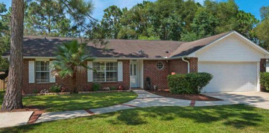 Casa en Crestview, Florida 3 dormitorios, 140.75 m2 № 590438