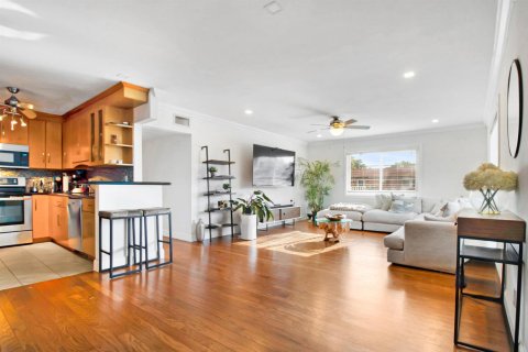 Condominio en venta en Wilton Manors, Florida, 2 dormitorios, 109.62 m2 № 2146026 - foto 4