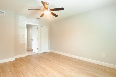 House in Sarasota, Florida 3 bedrooms, 123.1 sq.m. № 1837104 - photo 14