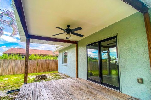 House in Sarasota, Florida 3 bedrooms, 123.1 sq.m. № 1837104 - photo 21
