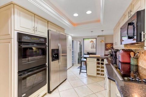 Townhouse in Fort Myers, Florida 3 bedrooms, 255.39 sq.m. № 2395552 - photo 10