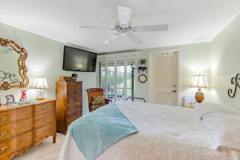 Townhouse in Fort Myers, Florida 3 bedrooms, 255.39 sq.m. № 2395552 - photo 15