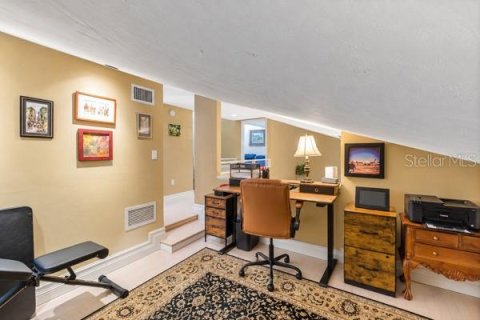 Townhouse in Fort Myers, Florida 3 bedrooms, 255.39 sq.m. № 2395552 - photo 30