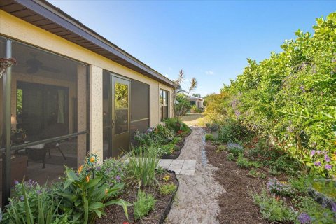Casa en venta en Fort Pierce, Florida, 2 dormitorios, 134.8 m2 № 1151567 - foto 1