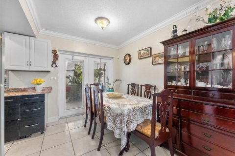 Villa ou maison à vendre à Tamarac, Floride: 2 chambres, 86.4 m2 № 2146369 - photo 8