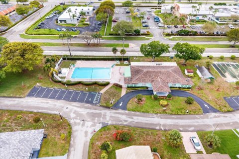 Villa ou maison à vendre à Tamarac, Floride: 2 chambres, 86.4 m2 № 2146369 - photo 28