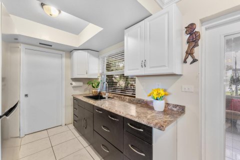 Villa ou maison à vendre à Tamarac, Floride: 2 chambres, 86.4 m2 № 2146369 - photo 10