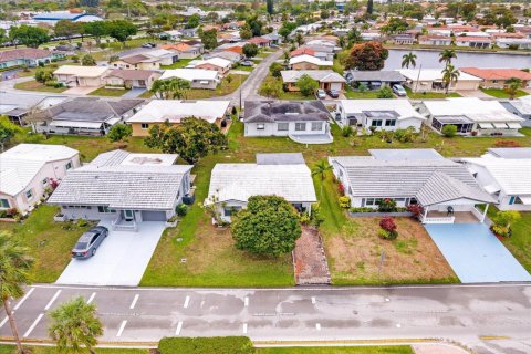 Villa ou maison à vendre à Tamarac, Floride: 2 chambres, 86.4 m2 № 2146369 - photo 21