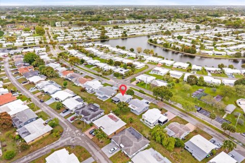 Villa ou maison à vendre à Tamarac, Floride: 2 chambres, 86.4 m2 № 2146369 - photo 26