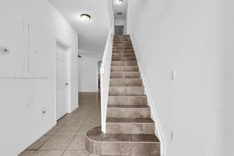 Townhouse in Miami Gardens, Florida 3 bedrooms, 128.02 sq.m. № 2013737 - photo 24
