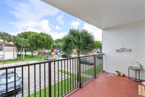 Condominio en venta en Hollywood, Florida, 1 dormitorio, 78.13 m2 № 1946023 - foto 13