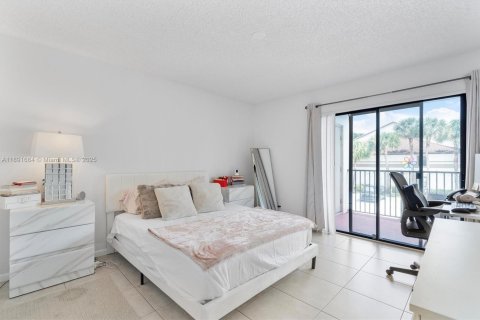 Condominio en venta en Hollywood, Florida, 1 dormitorio, 78.13 m2 № 1946023 - foto 9