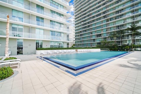 Condominio en alquiler en Miami, Florida, 2 dormitorios, 94.11 m2 № 2048141 - foto 22