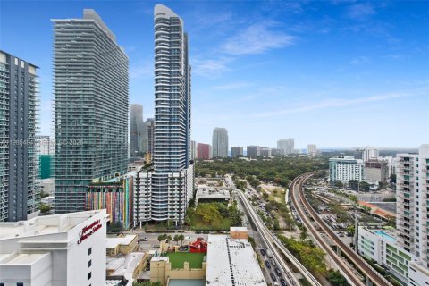Condominio en alquiler en Miami, Florida, 2 dormitorios, 94.11 m2 № 2048141 - foto 26