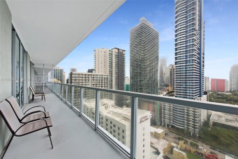 Condominio en alquiler en Miami, Florida, 2 dormitorios, 94.11 m2 № 2048141 - foto 19
