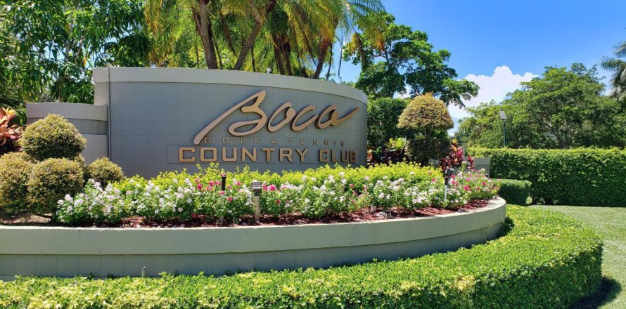 House in Boca Raton, Florida 3 bedrooms, 174.38 sq.m. № 1187226